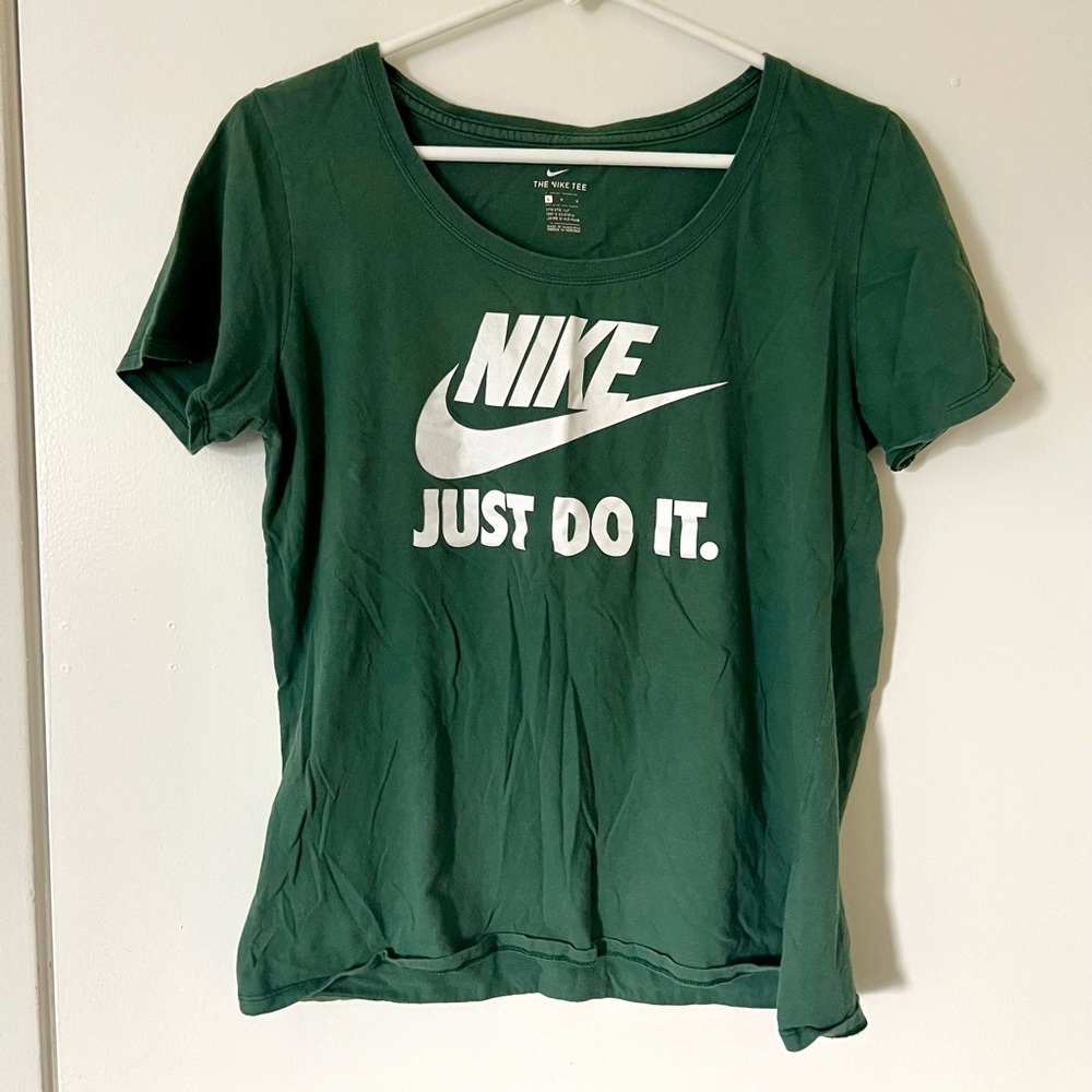 Nike Women's 'Just Do It' T-Shirt, Size L